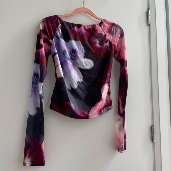 Ownley Emory LS Top in Iris - Picture 2 of 9